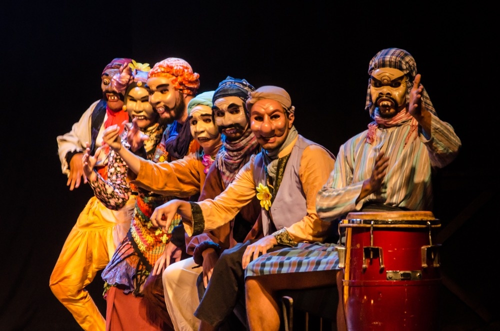 A BATALHINHA DE IMPROVISAÇÃO COM MÁSCARAS PARA CRIANÇAS - Dias 09 e 10/08, as 16 horas.