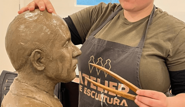 Imagem do evento Estudo de anatomia humana: Modelagem de cabeça com modelo vivo (Noturno)