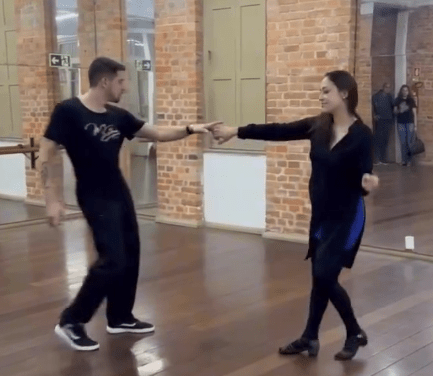 Imagem do evento Oficina de dança de salão: Salsa, Zouk, Forró e Samba de Gafieira