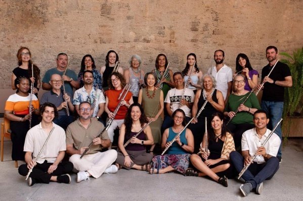 Naomi Kumamoto e Orquestra de Flautas da Casa do Choro