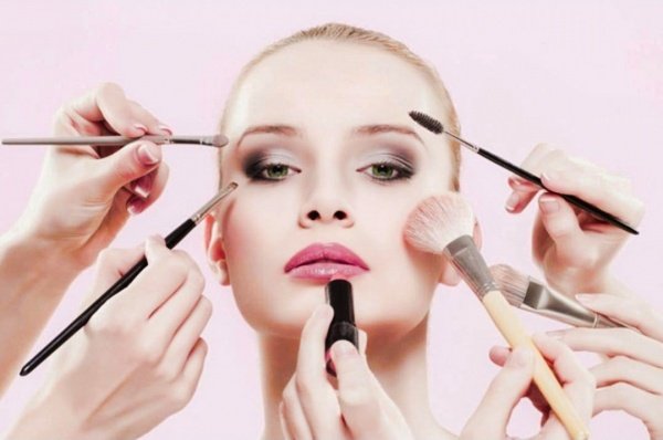 WORKSHOP DE AUTOMAQUIAGEM