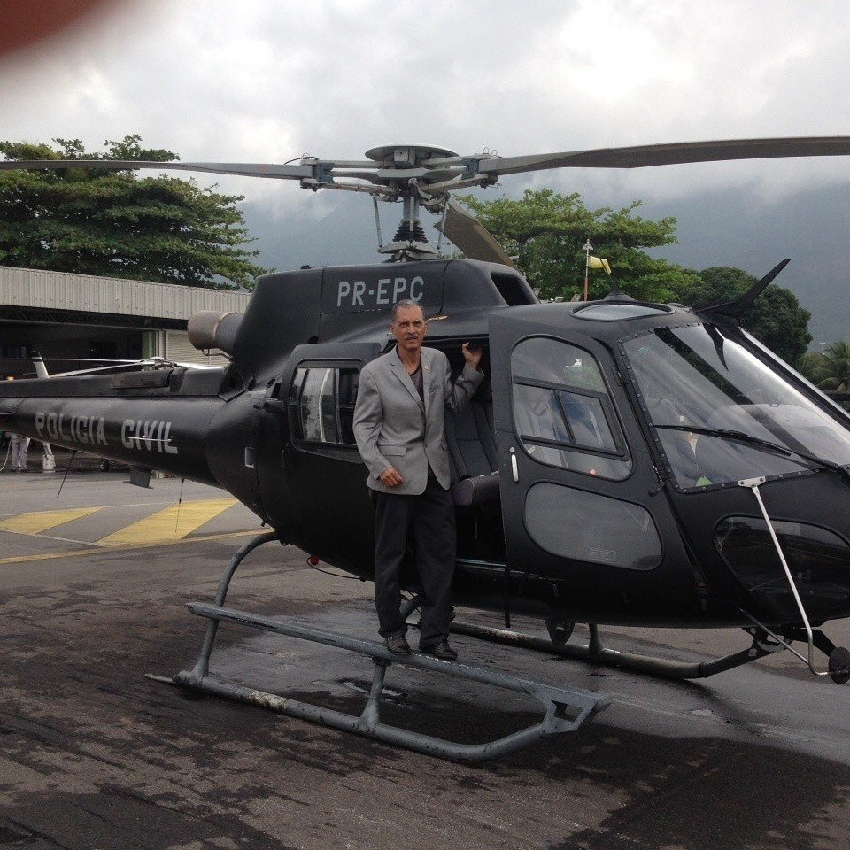 HOMENAGEM AO COMISSÁRIO DANIEL GOMES