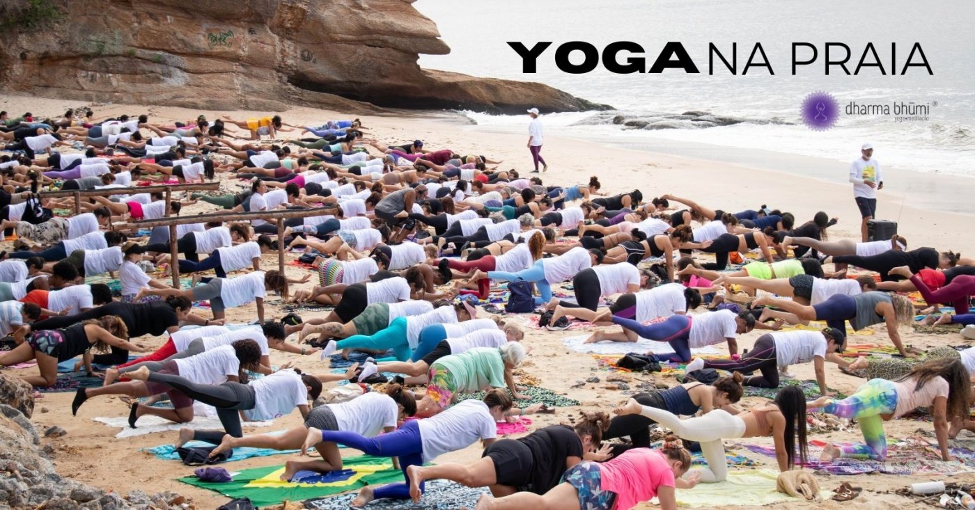 YOGA NA PRAIA DO DHARMA BHUMI