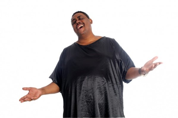 Imagem do evento Show Especial Soul Brasileiro com Oséias Pereira, o Bola - LAGES