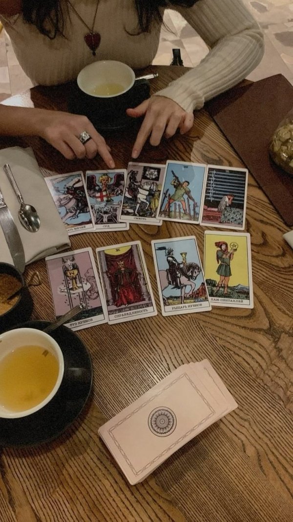 Imagem do evento Tarot & Pintura de Taças