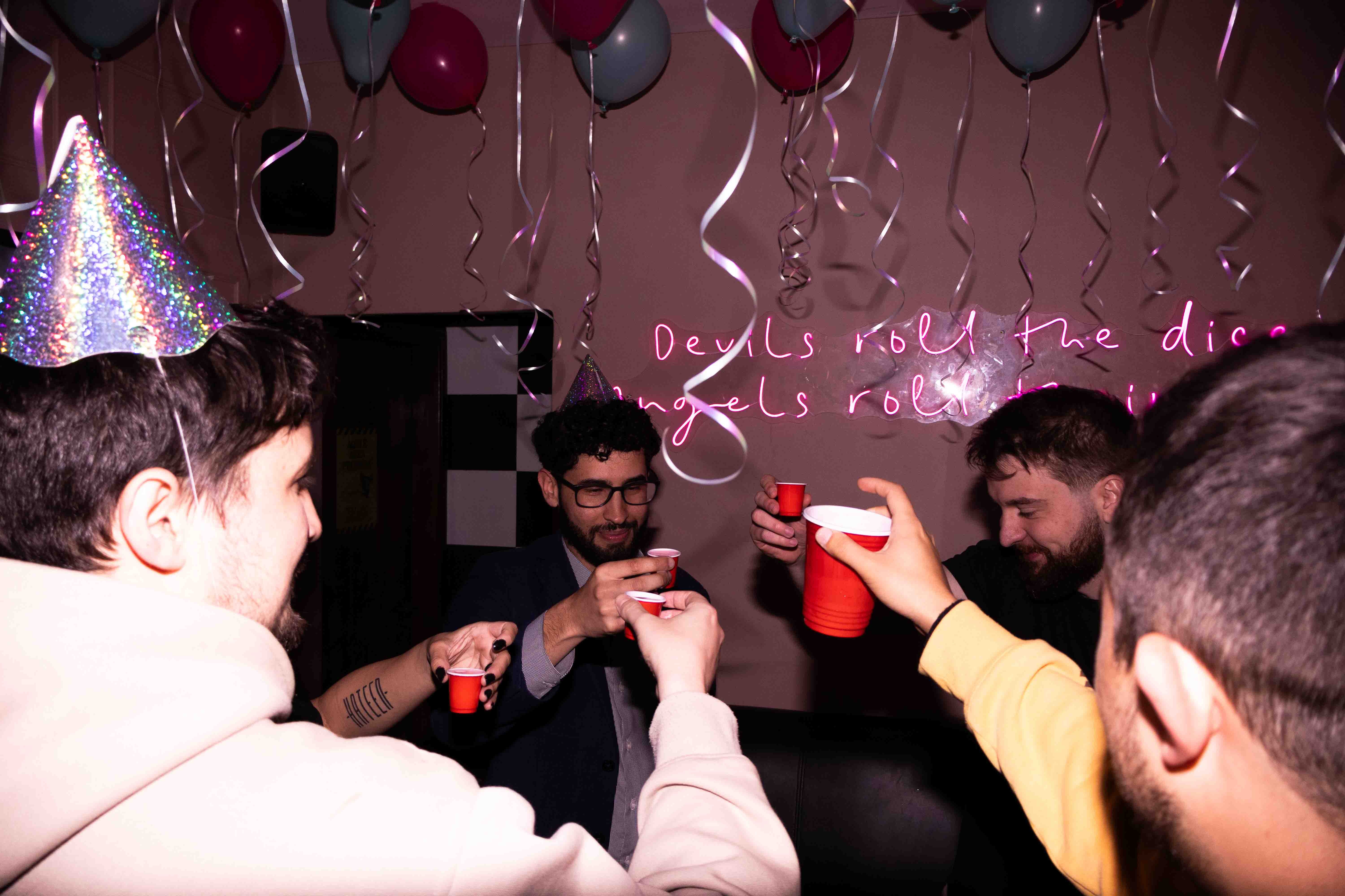 Penelope: o aniversário coletivo