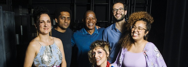 Hexapoema - Juliana Rodrigues e Grupo na Lá Maior em São Paulo