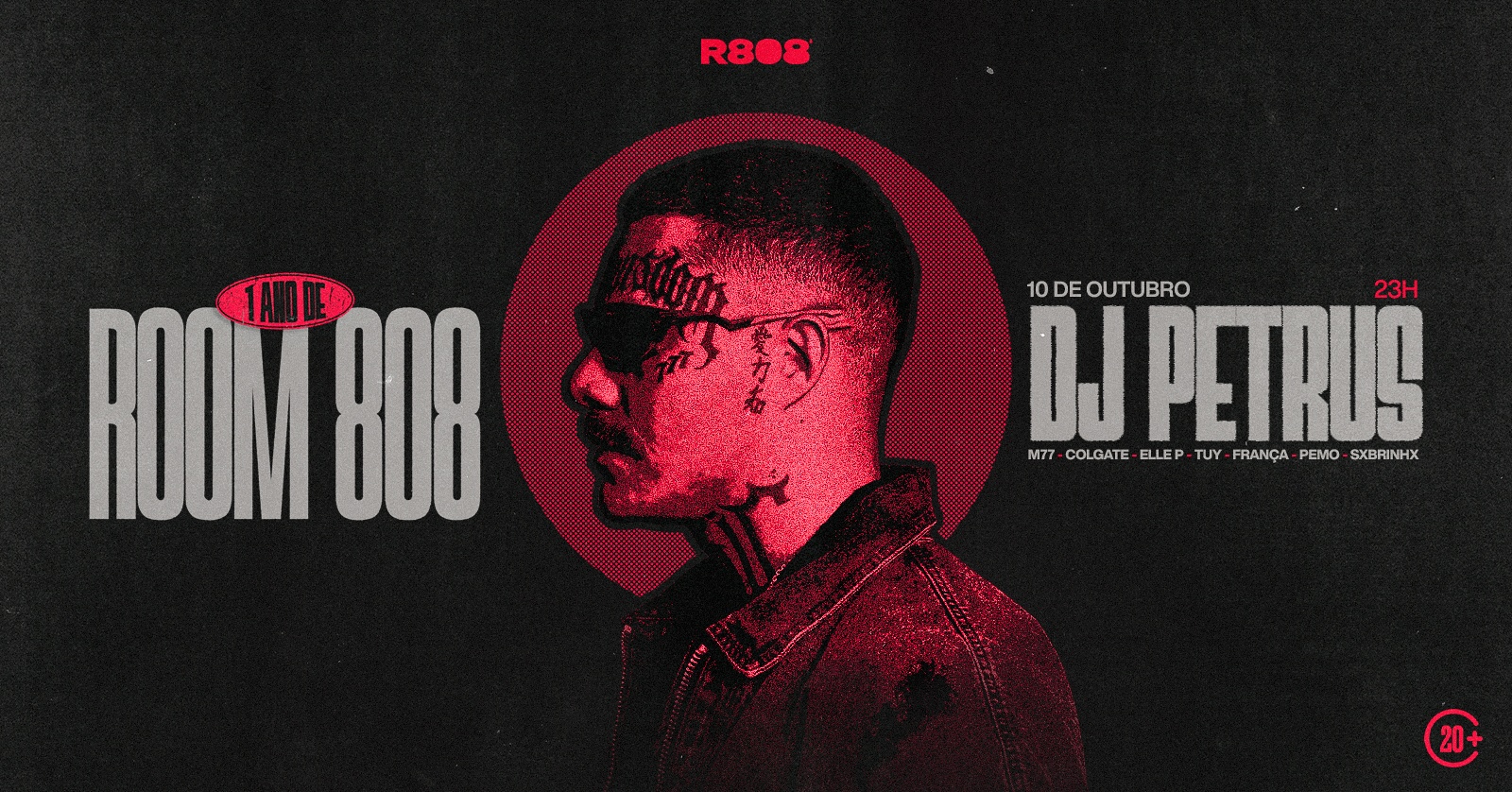 1 ANO DE ROOM808