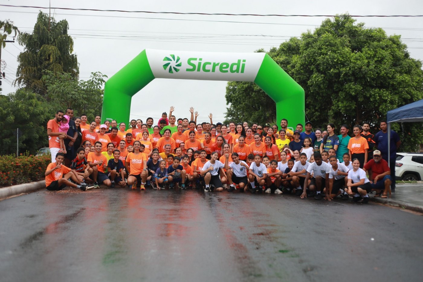 Corrida e caminhada Outubro Rosa.