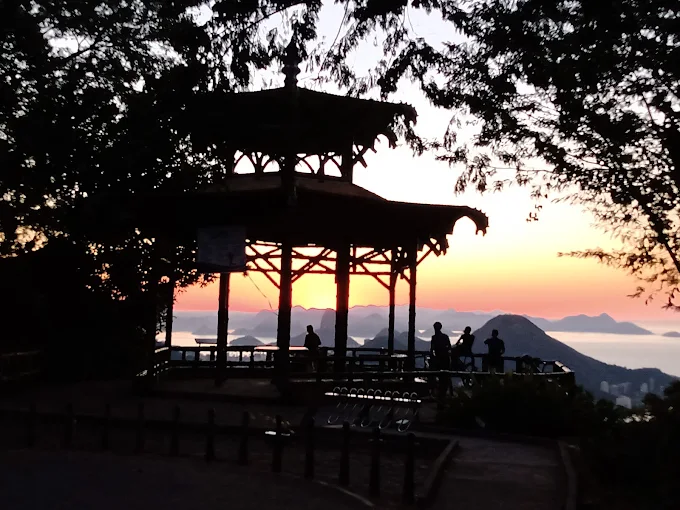 CAMINHADA VISTA CHINESA