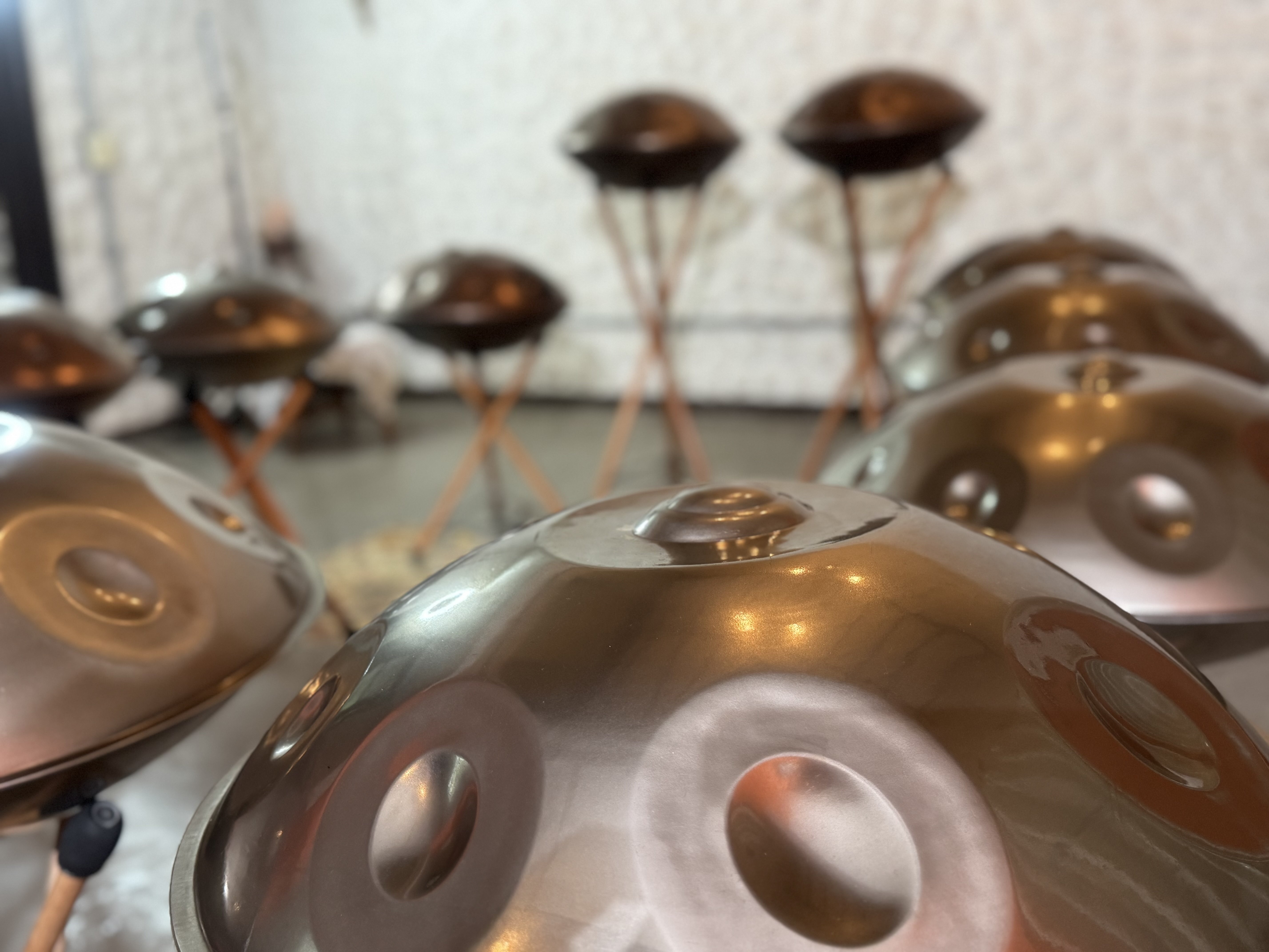 Imagem da fonte — Workshop de Handpan - Alexandre Lora