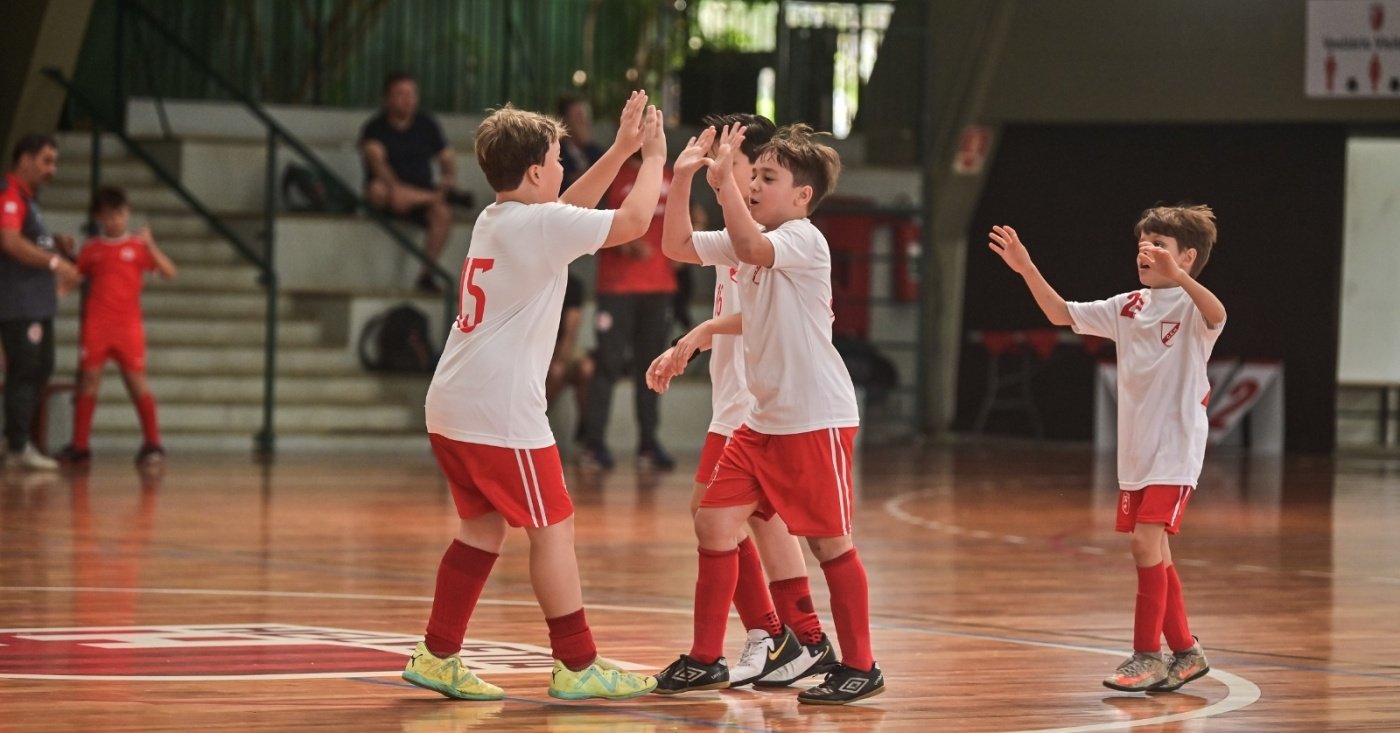 Imagem publicada pela fonte para Futsal | Sub 10 e Sub 15 | Interclubes e Sindiclubes | Ceh X Alphaville