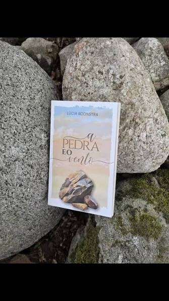 Immagine della fonte — Encontro com o Autor - Lúcia Boonstra - A Pedra e o Vento