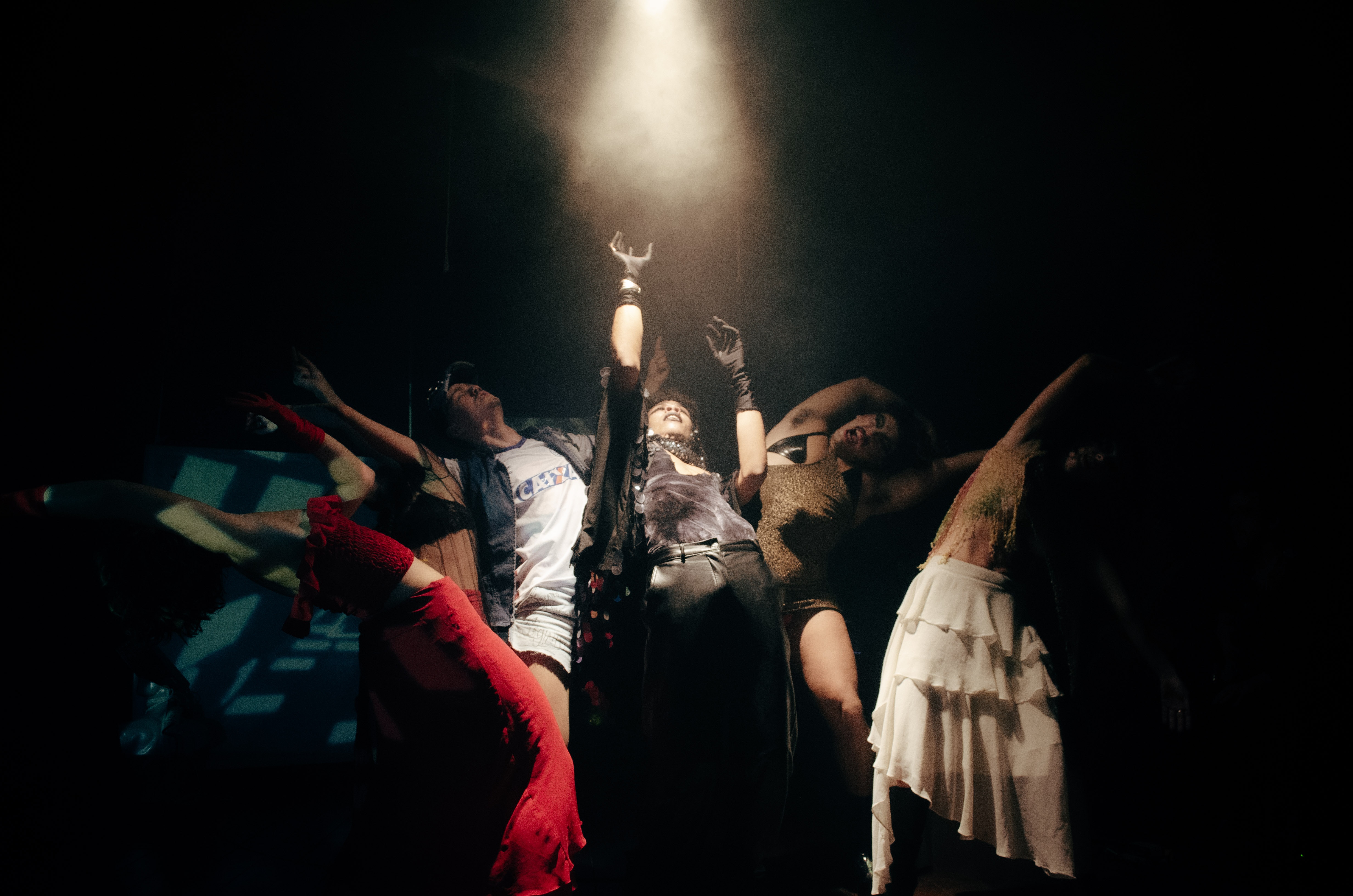 Capa de FETO Festival Estudantil de Teatro | Espetáculo Cabaré Cibernético
