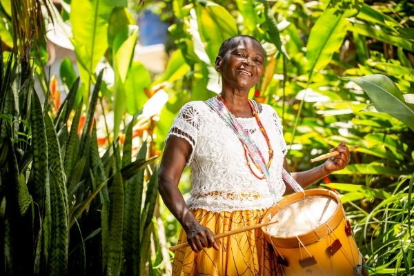 Imagem do evento Dia 28/10 Show "Bordados de Música" com Ana Maria Carvalho (Cururupu - MA)